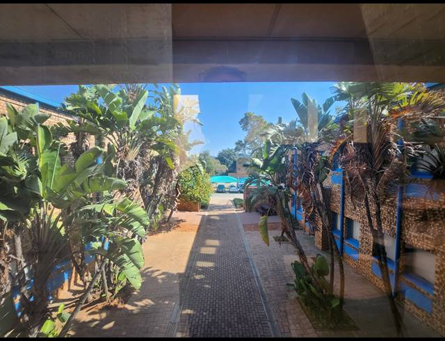 709M² OFFICE TO LET IN RANDJESPARK
